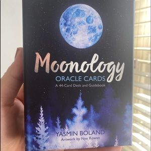 Moonology Oracle Deck